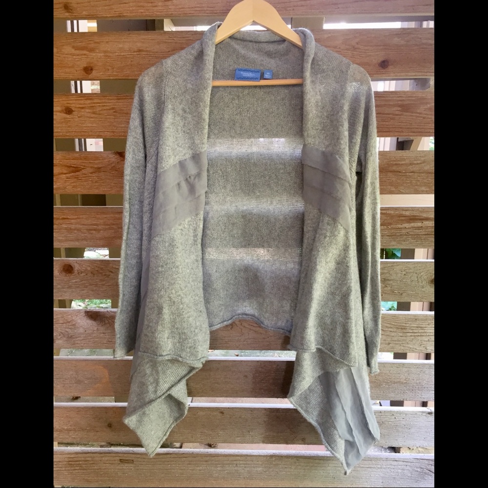 Simply Vera Grey Sweater